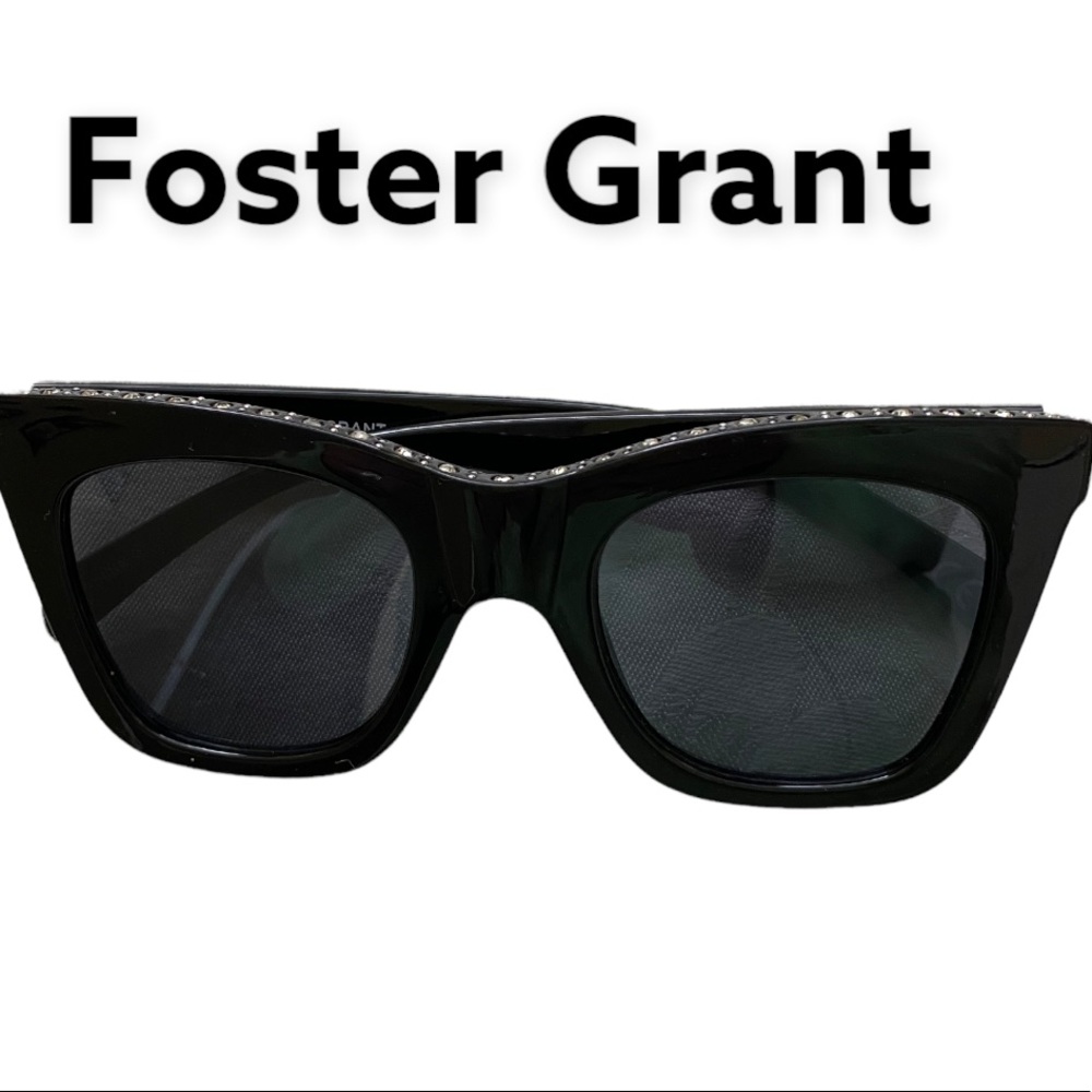 Foster Grant Black Sunglasses Rhinestone Bling detail